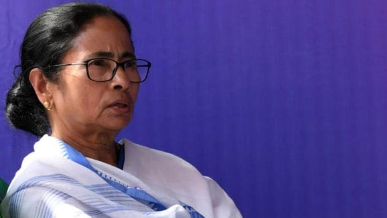ममता बनर्जी ने राज्यसभा से निलंबित सदस्यों से बात की, उनकी कोशिश की प्रशंसा की