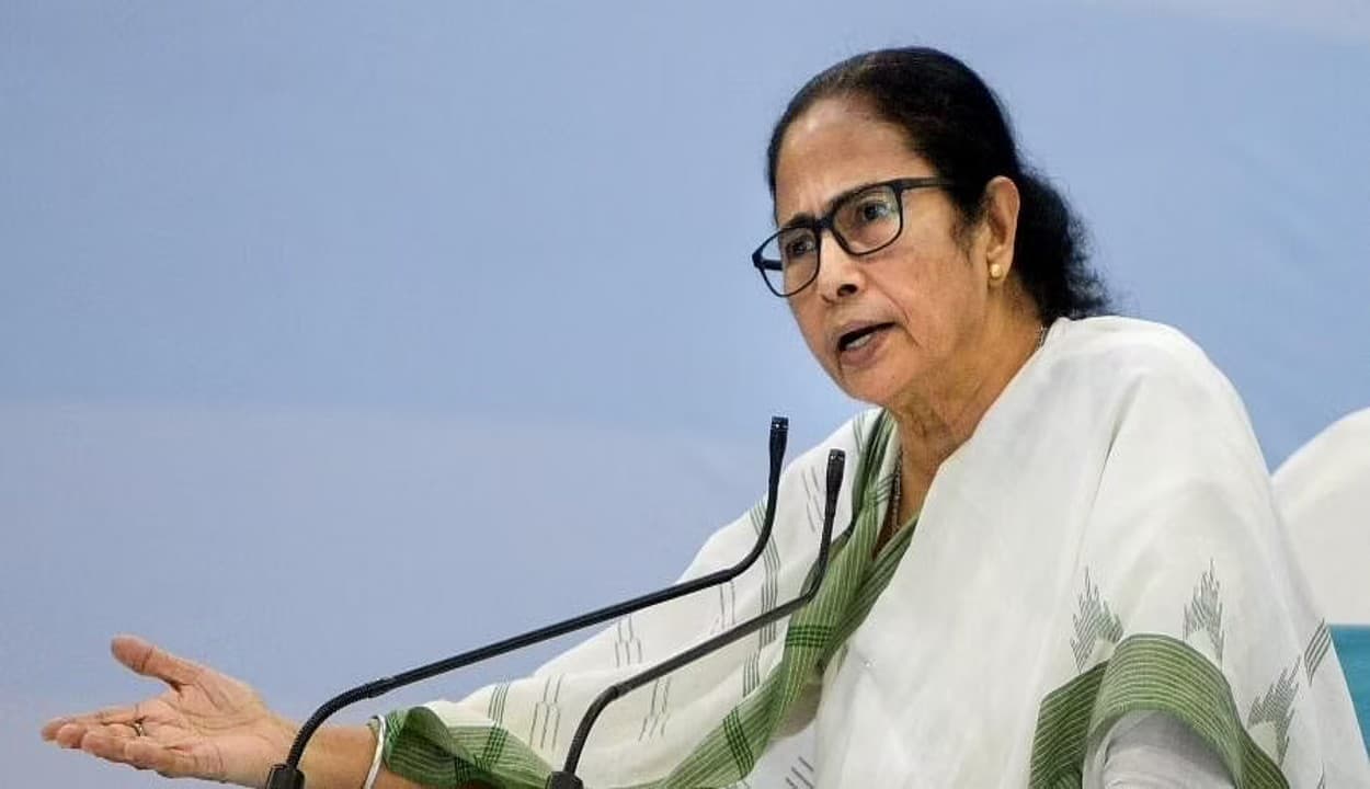 ममता बनर्जी ने किया दावा, 'यह साबित हुआ कि मैंने अमित शाह को फोन किया तो इस्तीफा दे दूंगी'
