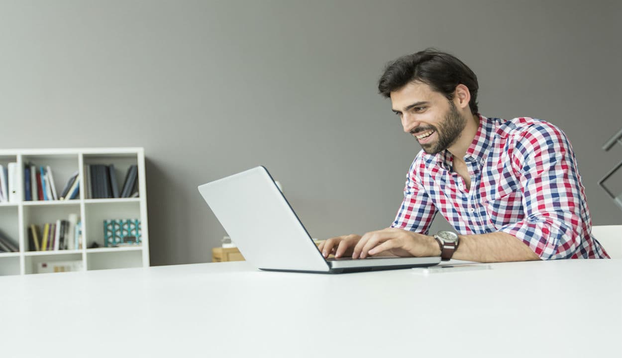 बजाज फाइनेंस ऑनलाइन FD में निवेश करना आपके लिए होगा फायदेमंद, 7 फीसदी से अधिक मिलेगा रिटर्न