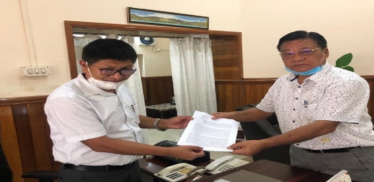 मणिपुर में भाजपा सरकार पर मंडराया खतरा, कांग्रेस 'नो कॉन्फिडेंस मोशन' की तैयारी में