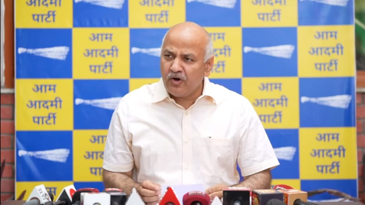 दिल्ली में बढ़ते कोरोना मामले के बीच डिप्टी सीएम मनीष सिसोदिया दिया बड़ा बयान, बोले - 'चिंता की बात नहीं'