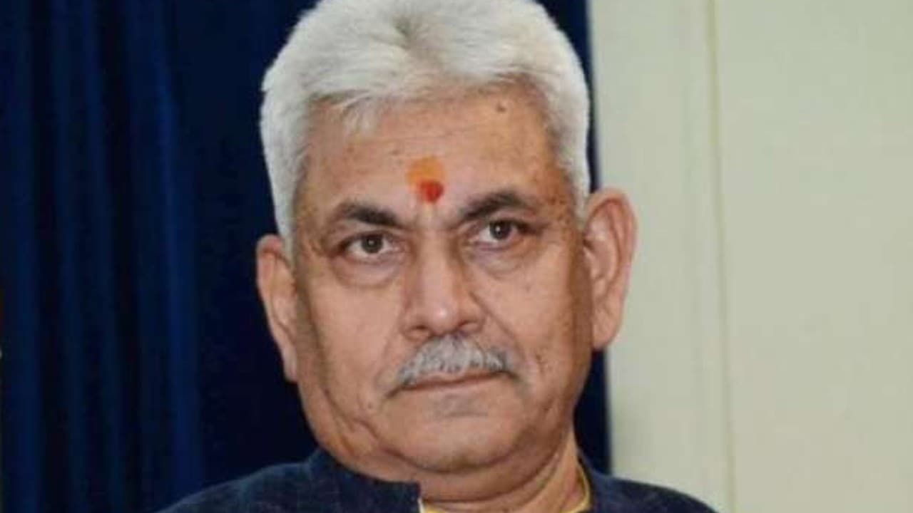 वैष्णो देवी भगदड़ पर एलजी ने की हाई लेवल मीटिंग, मनोज सिन्हा ने 5 लाख अतिरिक्त मुआवजे की घोषणा की