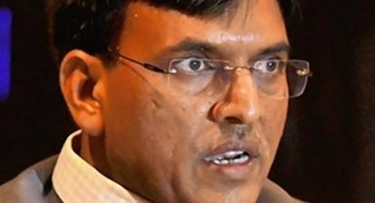 ब्लेमगेम : आईसीयू बेड और मेडिकल सुविधा बढ़ाने के फंड का 20% भी नहीं हुआ खर्च, केंद्र का राज्यों पर आरोप