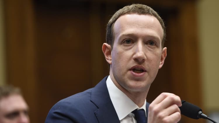बचपन में ही कई सॉफ्टवेयर बनाने वाले Mark zuckerberg ने क्यूं बनाया Facebook? आइए उनके birthday पर जानें इस सवाल का जवाब