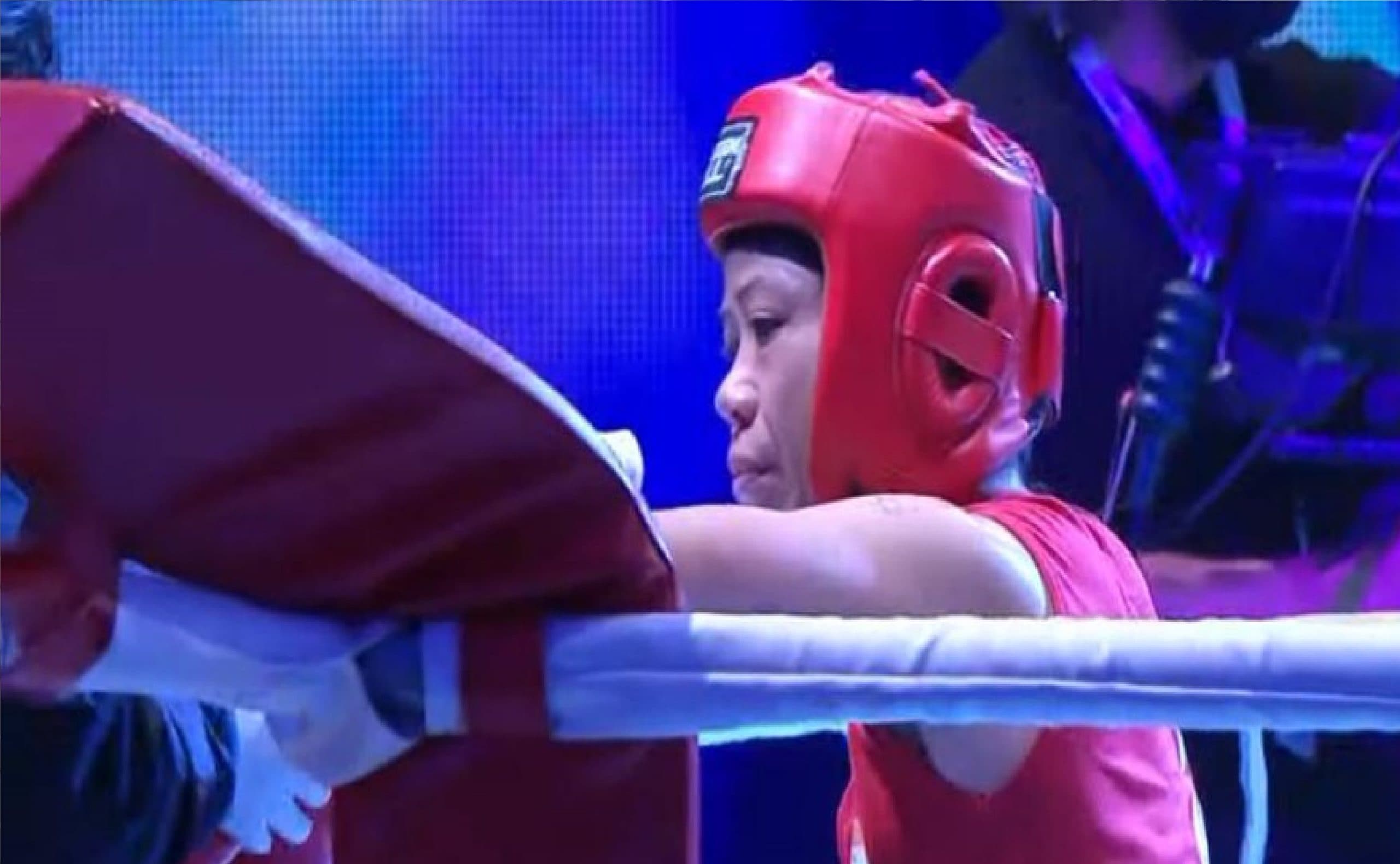 Asian Boxing Championships : फाइनल में कजाखस्तान की बॉक्सर से हारी मैरी कॉम, रजत से करना पड़ा संतोष