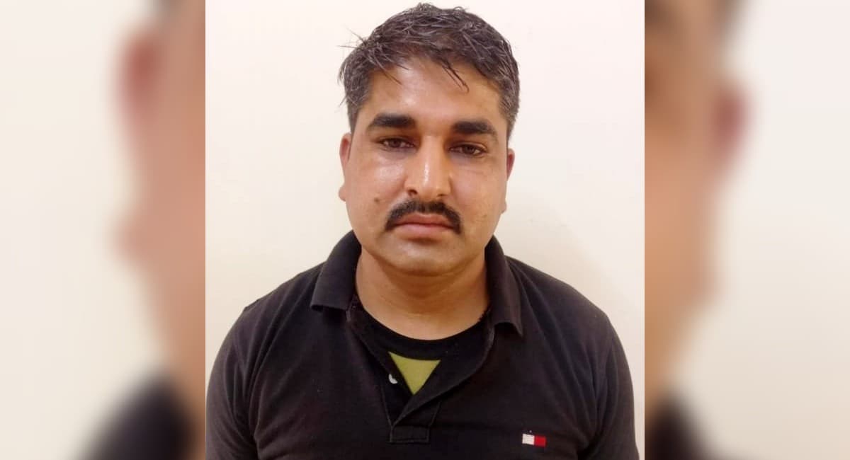 पाक के लिए जासूसी कर रहा था BSF का जवान, गुजरात ATS ने पकड़ा, WhatsApp से भेजता था सूचनाएं