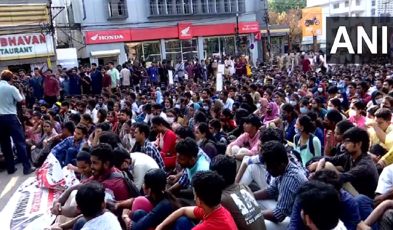 केरल: मरीज ने सर्जरी वाले ब्लेड से हमला कर महिला डॉक्टर की हत्या की, स्वास्थ्य मंत्री के बयान पर बवाल