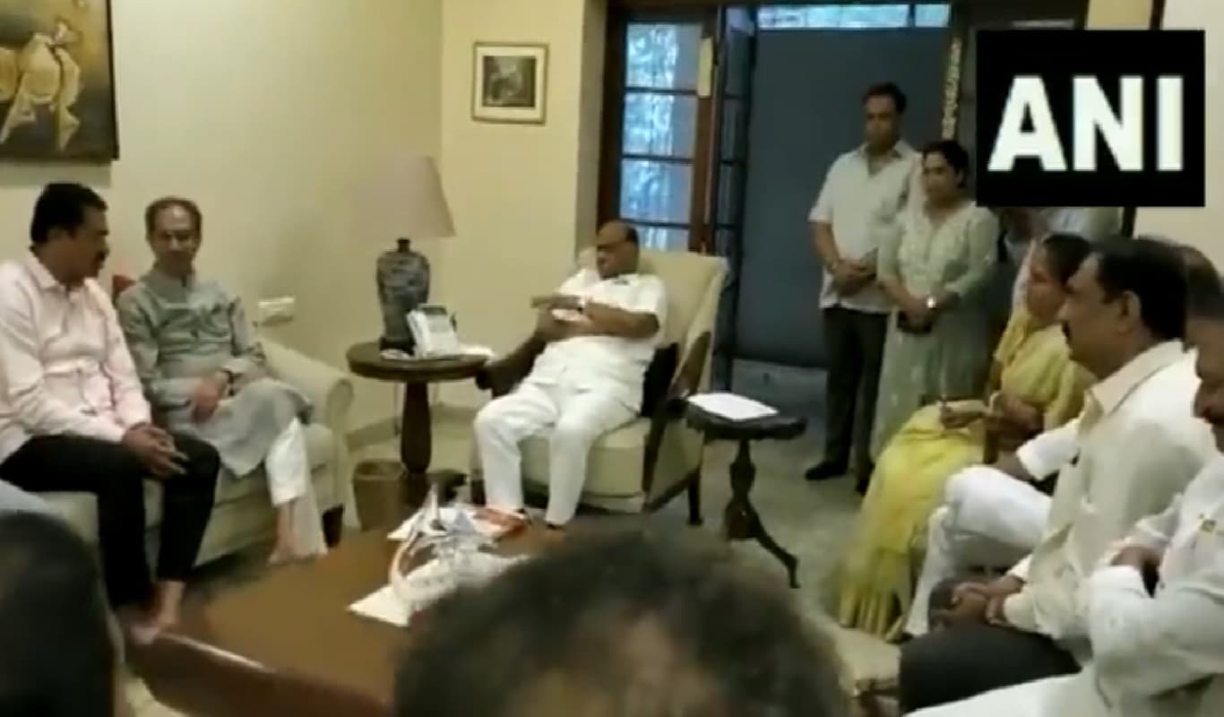 कर्नाटक में कांग्रेस की जीत से MVA में हलचल, शरद पवार के घर बनी 2024 और महाराष्ट्र चुनाव की रणनीति