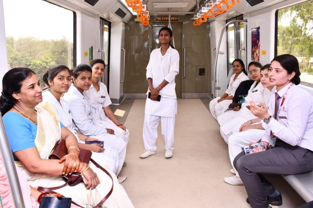 Kanpur News: अंतरराष्ट्रीय नर्स दिवस पर नर्सों की सेवा भावना को कानपुर मेट्रो का ‘सलाम’