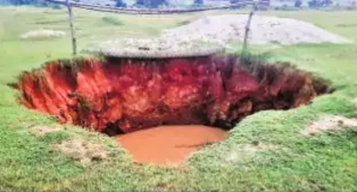 देवघर के मोहनपुर में मनरेगा कार्य में गड़बड़ी,20 फीट कुएं की खुदाई में करीब 2 लाख की हुई अवैध निकासी,जांच शुरू