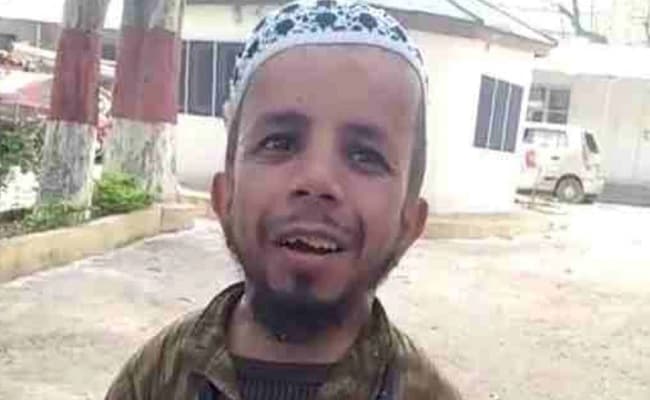 शादी की डिमांड लेकर पुलिस थाने पहुंचा तीन फीट का युवक, बोला- लड़की कैसी भी हो चलेगी, मगर पढ़ी-लिखी होना जरूरी