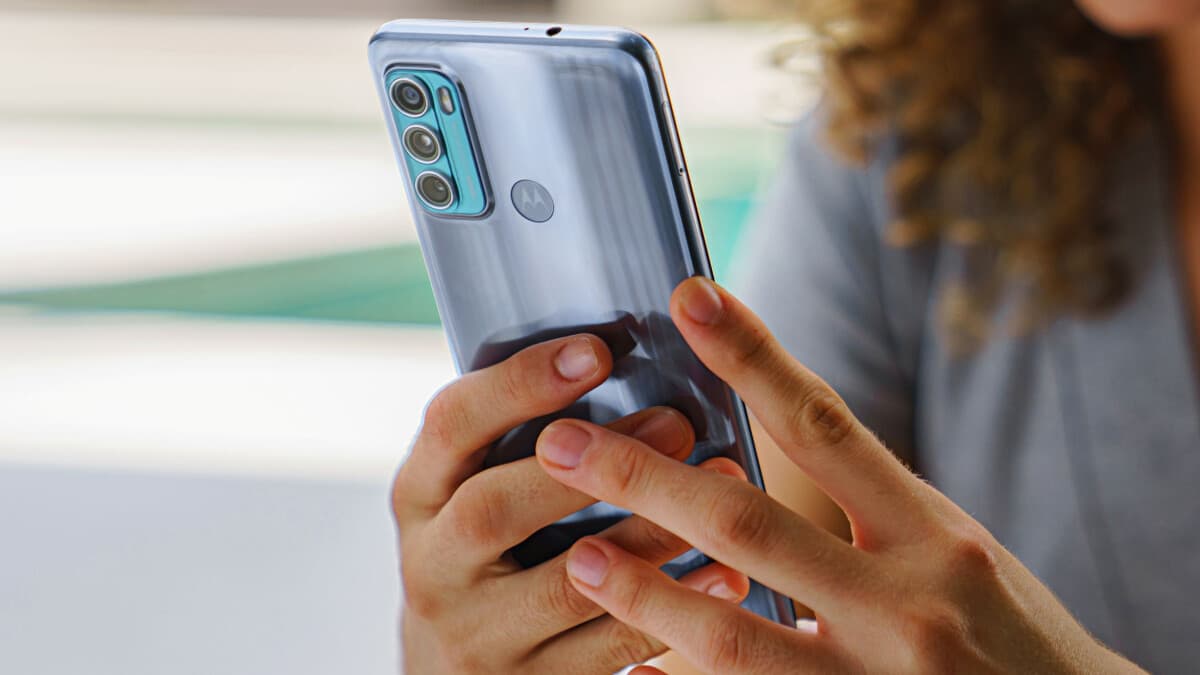 149 रुपये में खरीदें Moto G60 स्मार्टफोन, Flipkart Sale में होश उड़ानेवाला ऑफर