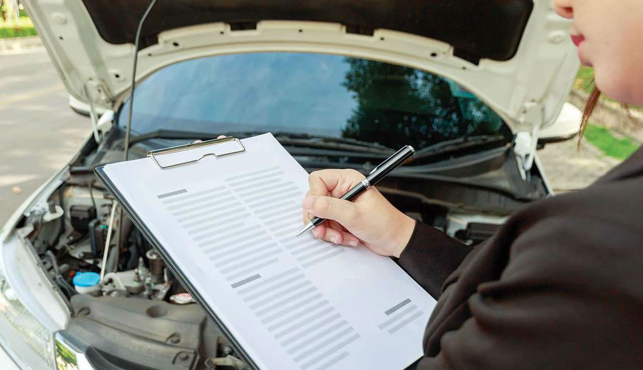 इंश्‍योरेंस फेल होने के बावजूद सड़कों पर सरपट दौड़ रही हैं 57% गाड़ियां, आखिर बीमा रिन्यू क्यों नहीं कराते लोग? जानिए पूरा मामला