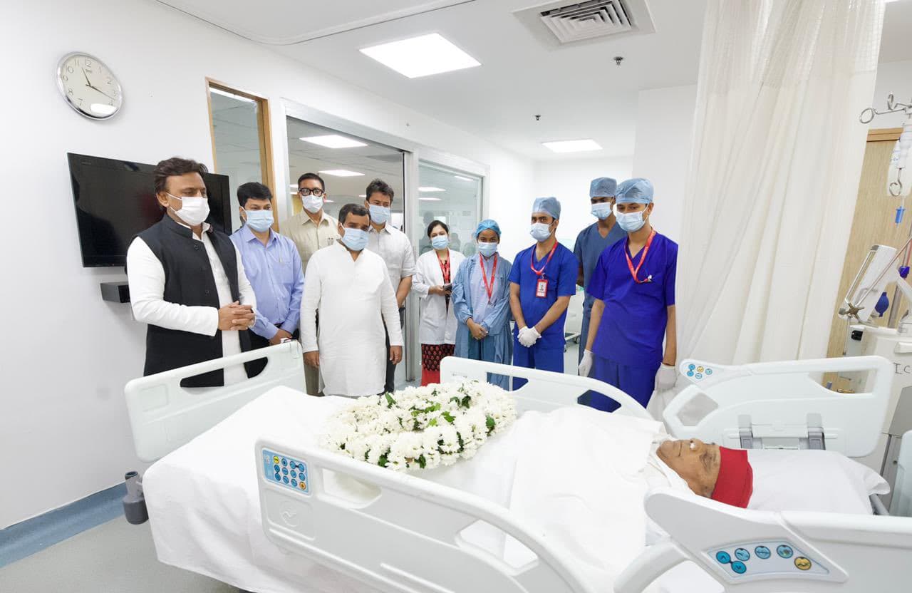 Mulayam Singh Yadav Death: मन से 'मुलायम' धरतीपुत्र का हर दल के नेता करते थे सम्‍मान, देखें तस्‍वीरें