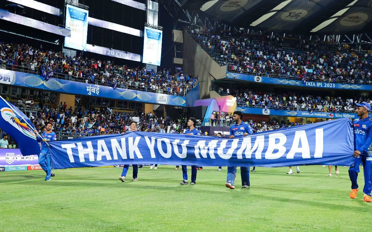 रोहित शर्मा और मुंबई इंडियंस ने आरसीबी की हार पर ऐसे मनाया जश्न, सोशल मीडिया पर वीडियो वायरल