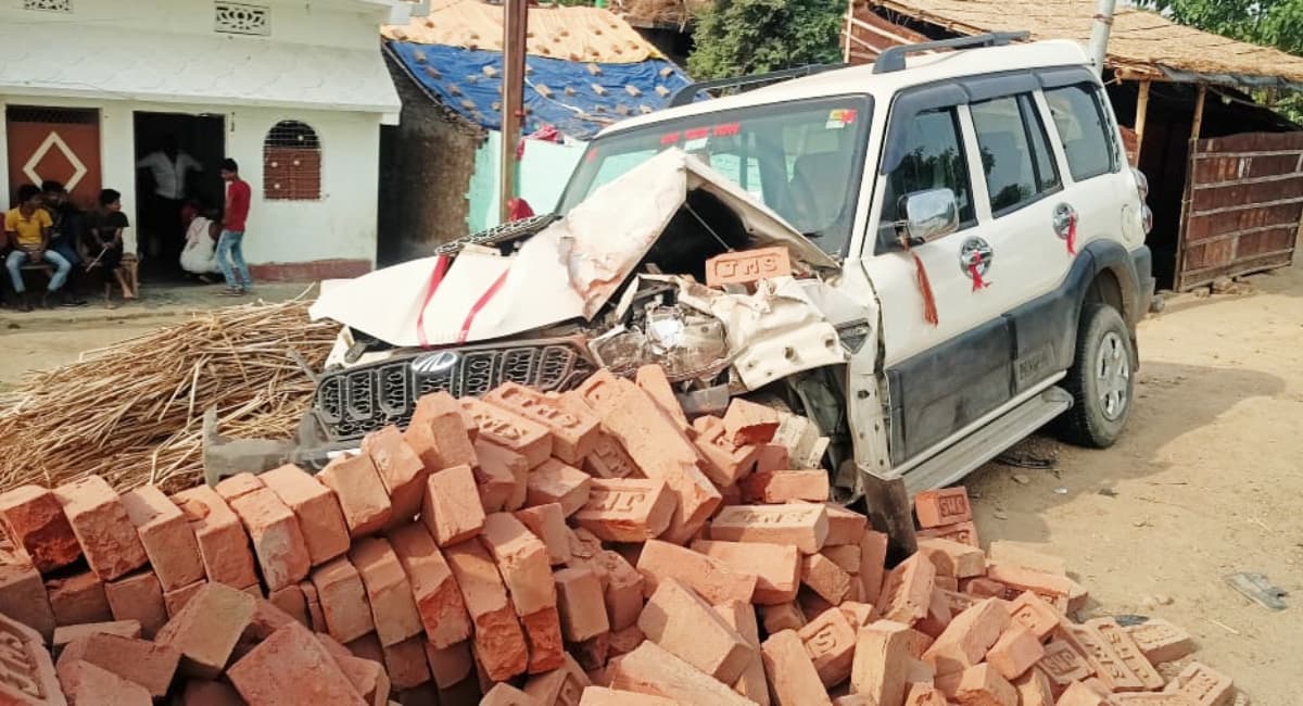 Munger: पटना-मुंगेर एनएच-80 पर स्कार्पियो की टक्कर से बाइक सवार दो लोगों की मौत