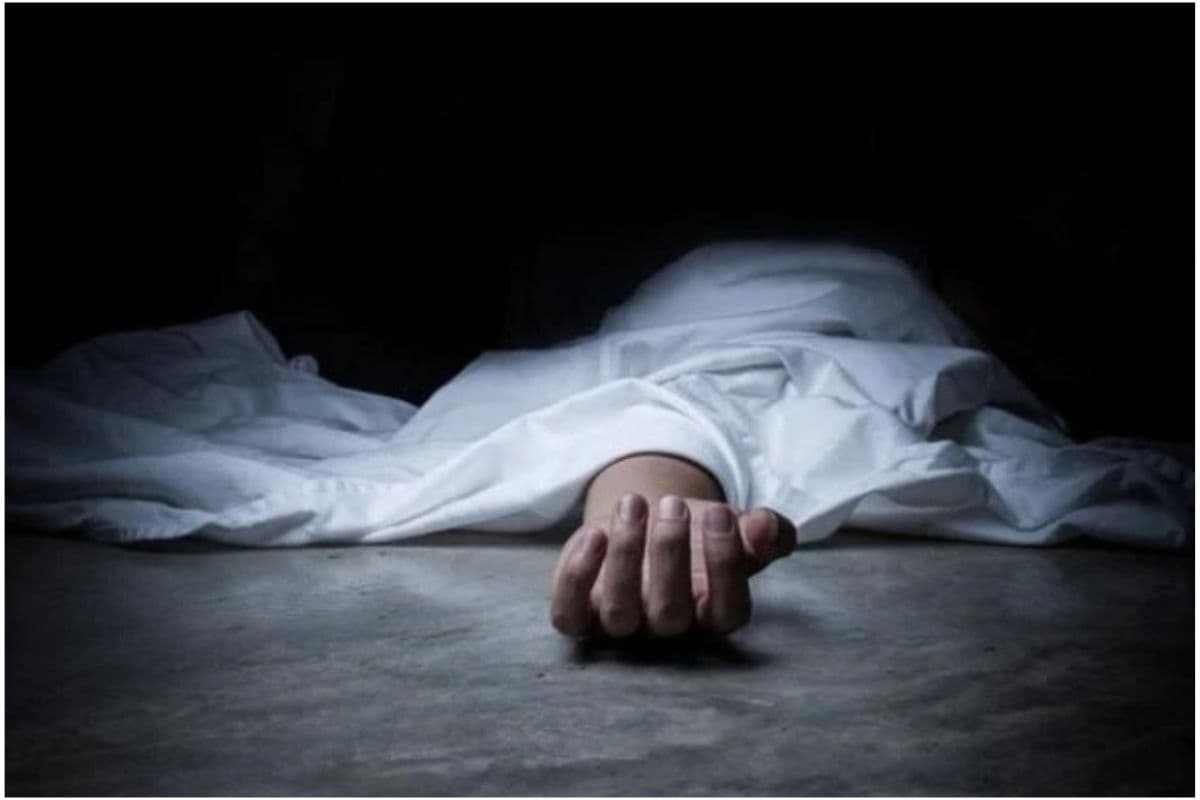चतरा में झोलाछाप डॉक्टर के इंजेक्शन से बच्चे की मौत, हंगामा देख क्लिनिक बंद कर हुए फरार