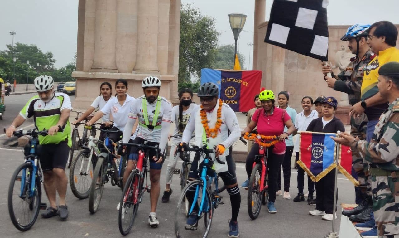 पूर्व एनसीसी कैडेट्स न‍िकले तीन प्रदेशों की साइकिल से 'सैर' पर, 8 द‍िन में तय करेंगे 1200 किमी की दूरी