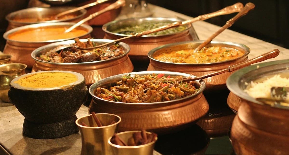 NFHS आंकड़ों के अनुसार हेल्दी डाइट के प्रति अवेयर हो रहे भारतीय, कोल्ड ड्रिंक्स,जंक फूड को कह रहे बाय-बाय