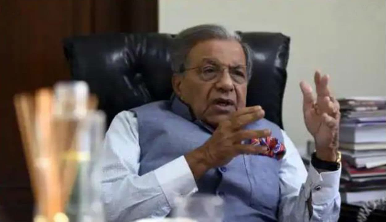 30 अक्टूबर तक अपनी अंतिम रिपोर्ट सौंपेगा 15वां वित्त आयोग, चेयरमैन एनके सिंह ने पूर्व अध्यक्षों के साथ की बैठक