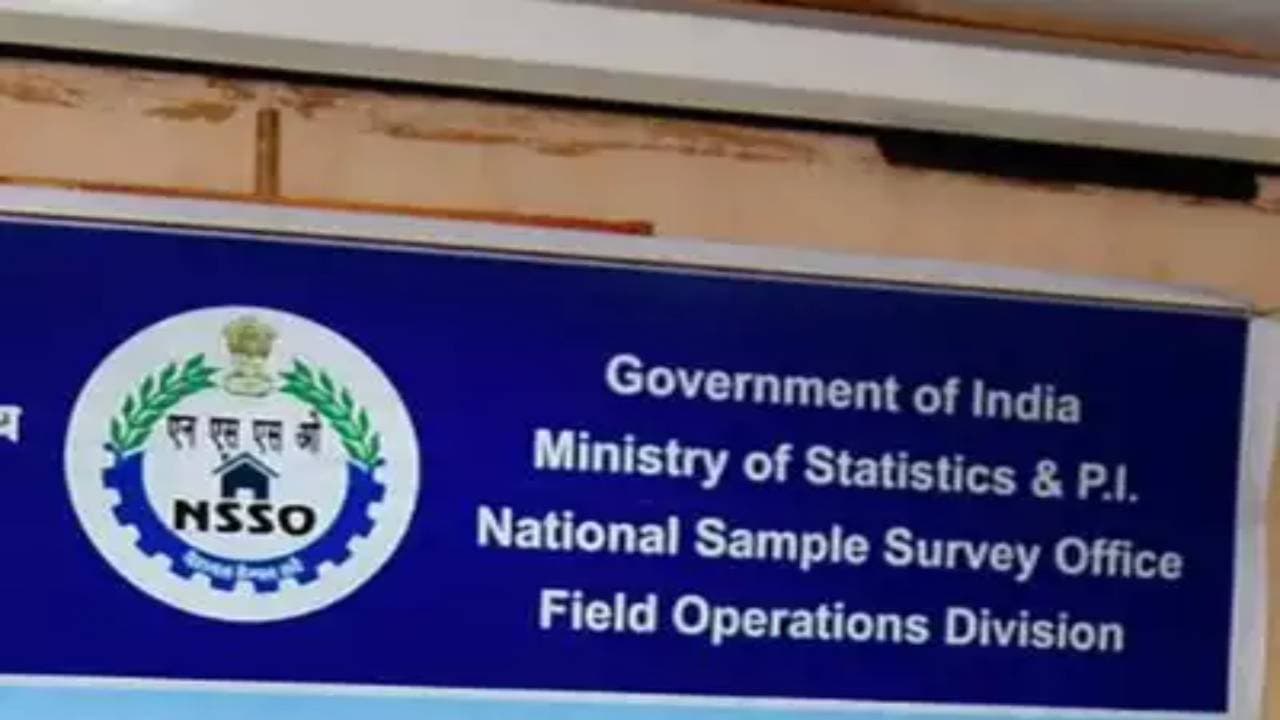 सर्वेक्षण रिपोर्ट : भारत में बेरोजगारी दर में आई गिरावट, जनवरी-मार्च तिमाही में घटकर 6.8 फीसदी पर