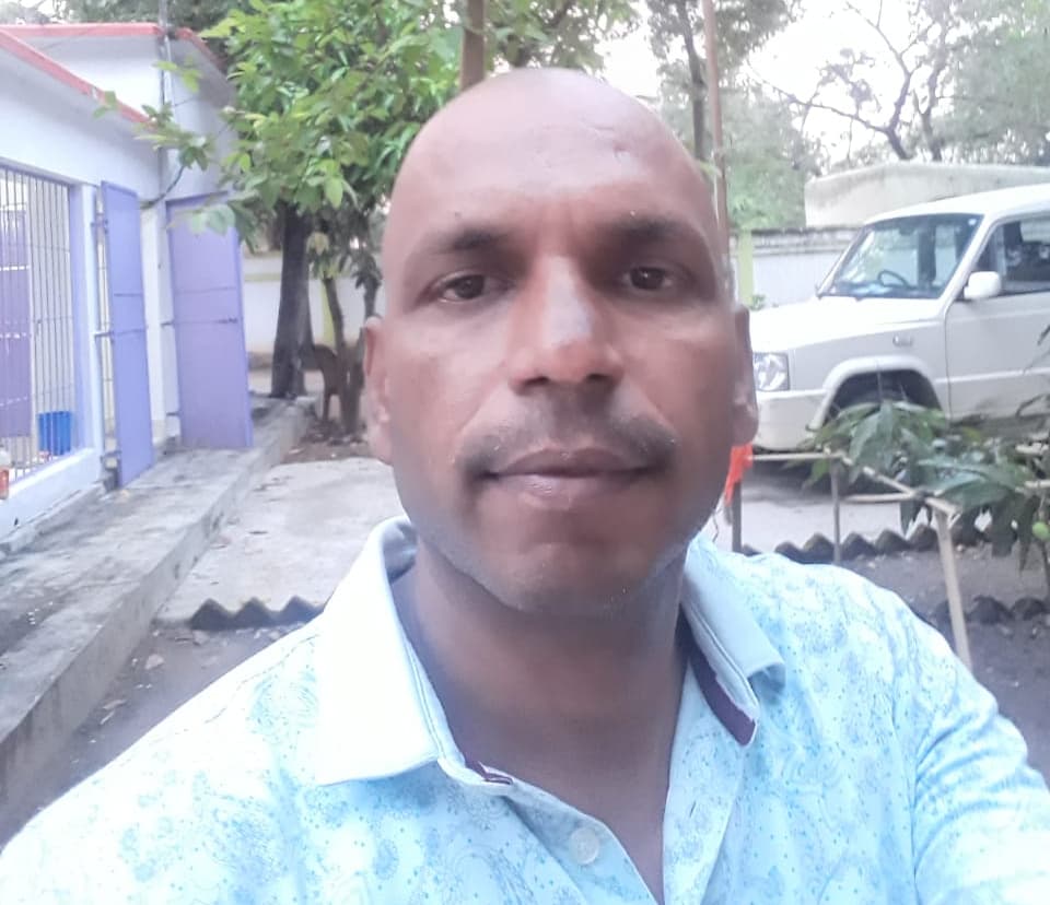 Jharkhand News : जमशेदपुर के जुगसलाई रेलवे लाइन पर मिली पालाजोड़ी के बीडीओ नागेंद्र तिवारी की लाश