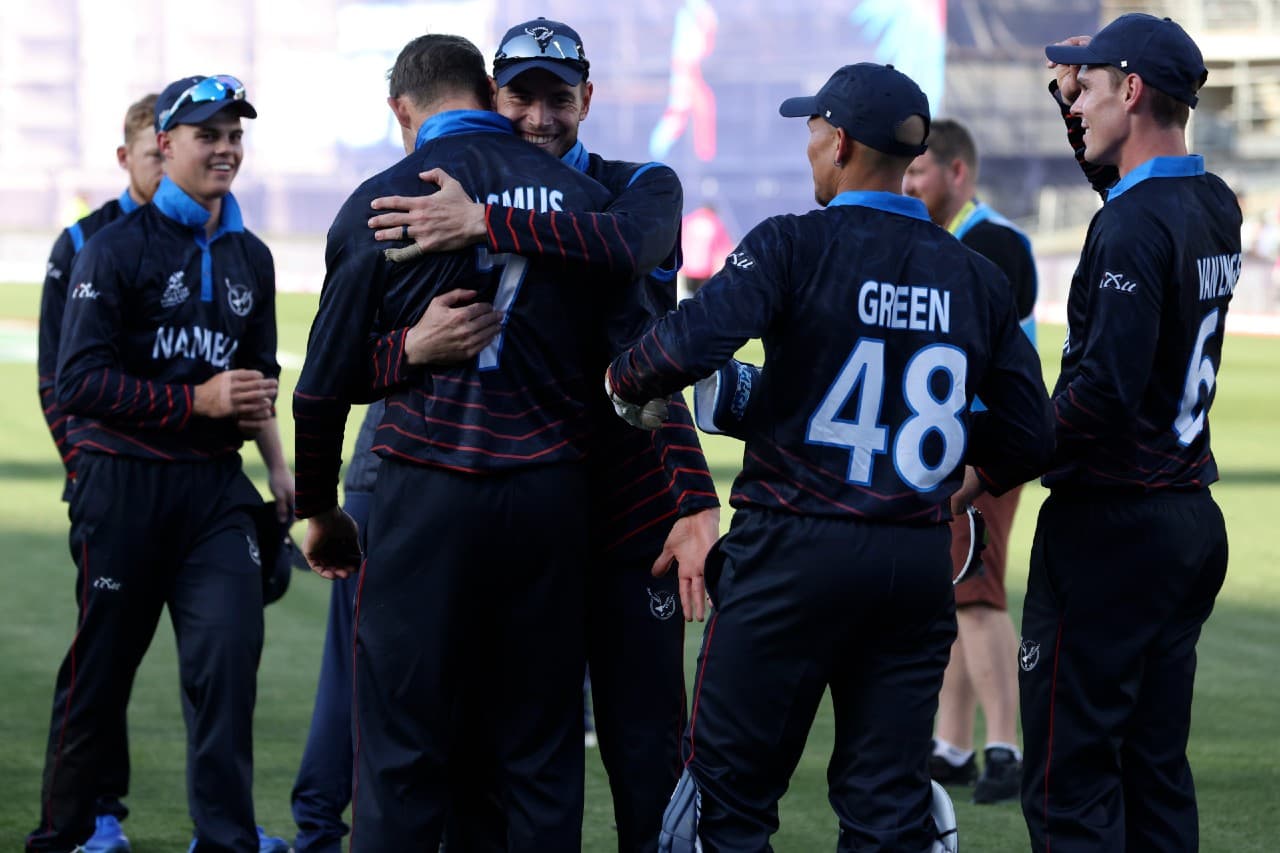 T20 World Cup: ओपनिंग मैच में नामीबिया ने श्रीलंका को बुरी तरह हराया, 55 रन से दर्ज की जीत
