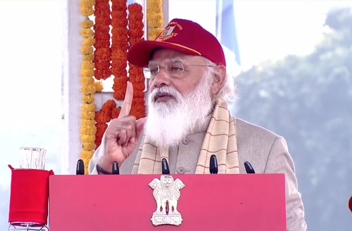 भारतीय सेना आने वाले समय में सर्वश्रेष्ठ होगी, सैन्य उपकरणों में भी आत्मनिर्भर बनेगा भारत : PM मोदी