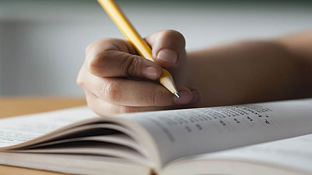 बिहार के छात्रों के लिए आखिरी मौका, सर सीवी रमन टैलेंट सर्च परीक्षा के लिए 5 फरवरी तक कर सकते हैं आवेदन