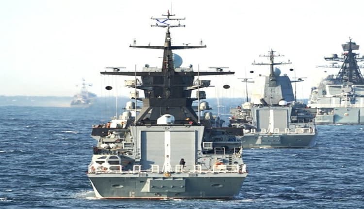 भारत के खिलाफ चालबाजी से बाज नहीं आ रहा चीन, ईरान और रूस के साथ हिंद महासागर में कर रहा युद्धाभ्यास