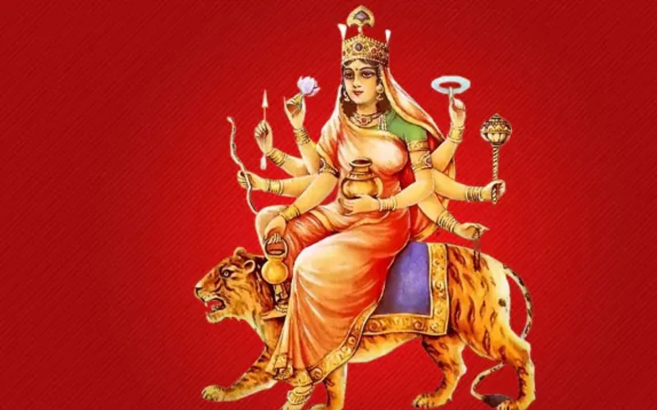 Maa Kushmanda ki Aarti: कूष्माण्डा जय जग सुखदानी, मुझ पर दया करो महारा… मां कूष्मांडा देवी की ऐसे करें पूजा आरती