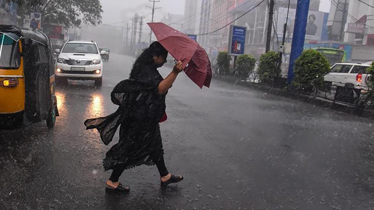 Weather Forecast: झारखंड में बारिश, जानें बिहार-UP सहित अन्‍य राज्य के मौसम का हाल