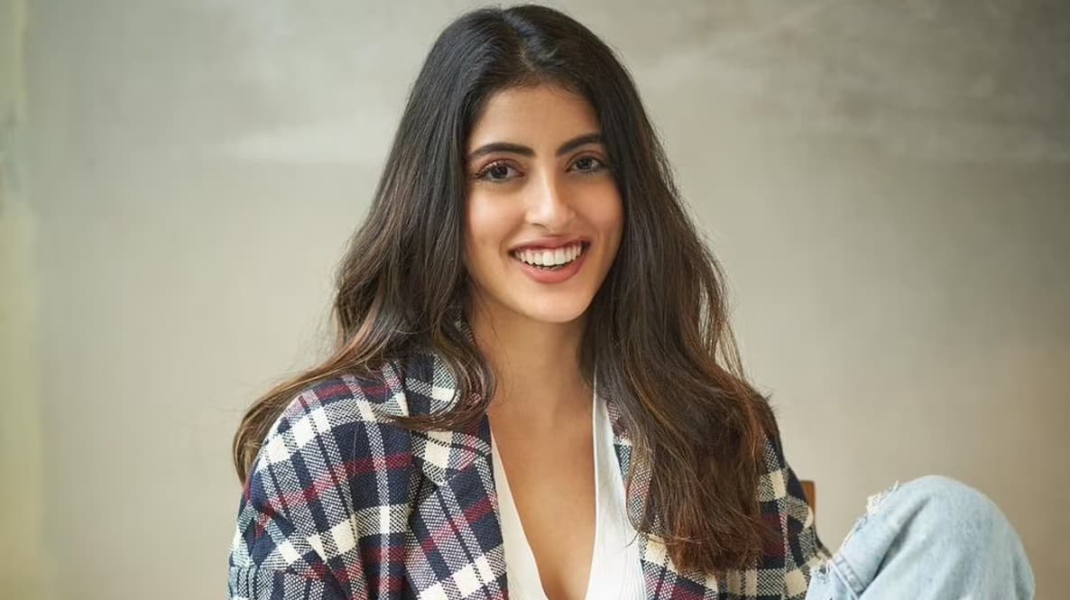 Pawandeep Rajan नहीं इस Indian Idol कंटेस्टेंट को चीयरअप करने में बिजी थीं Navya Naveli Nanda,देखें Photo