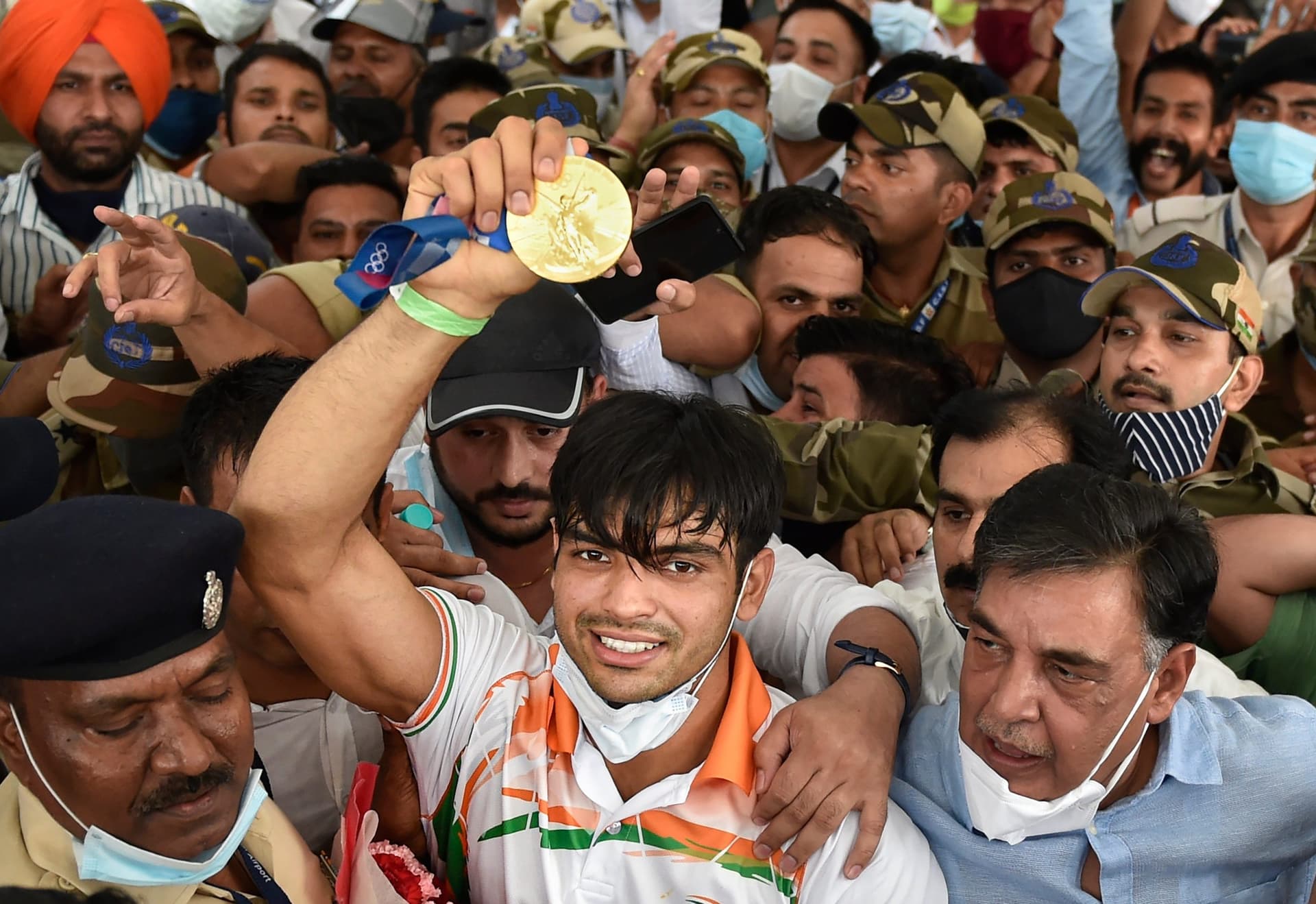 नीरज चोपड़ा के ‘कोच’ को हटाया गया, AFI अध्यक्ष ने कहा- प्रदर्शन संतोषजनक नहीं था