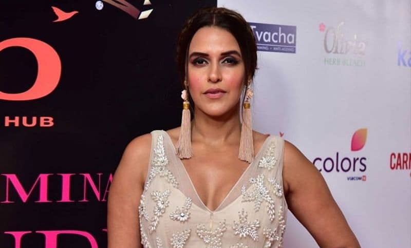 Neha Dhupia ने लिखी इमोशनल पोस्ट, कहा- लोग गालियां लिख रहे हैं