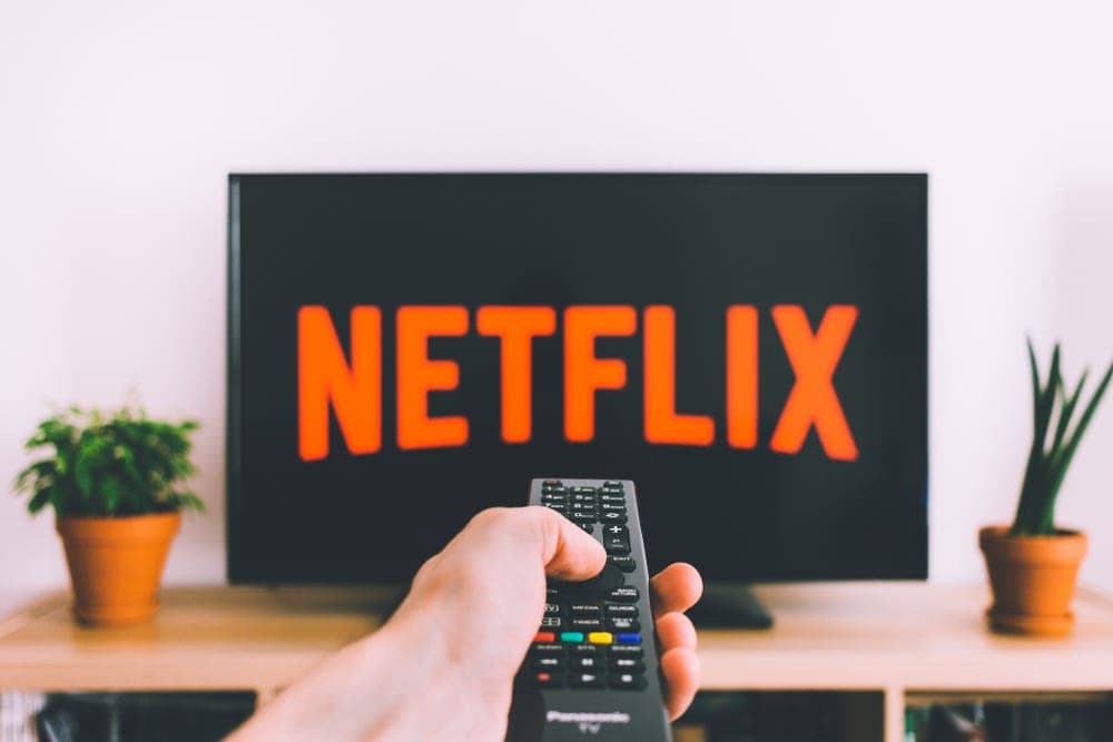 Netflix यूजर्स के लिए खुशखबरी, Free में देखें अपने पसंदीदा शो, जानें क्या है Offer