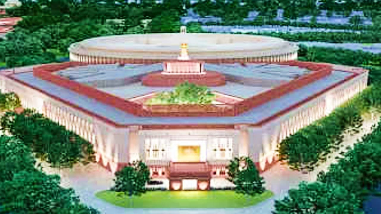 New MP: के स्वागत के लिए संसद में हो रही तैयारी