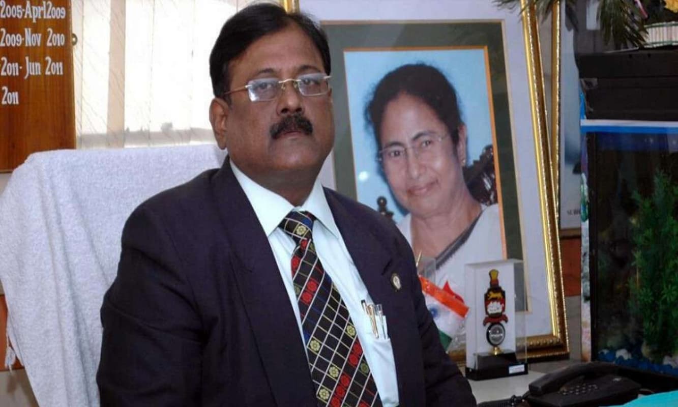 पश्चिम बंगाल के श्रम मंत्री निर्मल मांझी कोरोना से संक्रमित, पुलिसकर्मी की कोविड-19 से मौत पश्चिम बंगाल के श्रम मंत्री निर्मल मांझी कोरोना से संक्रमित, पुलिसकर्मी की कोविड-19 से मौत