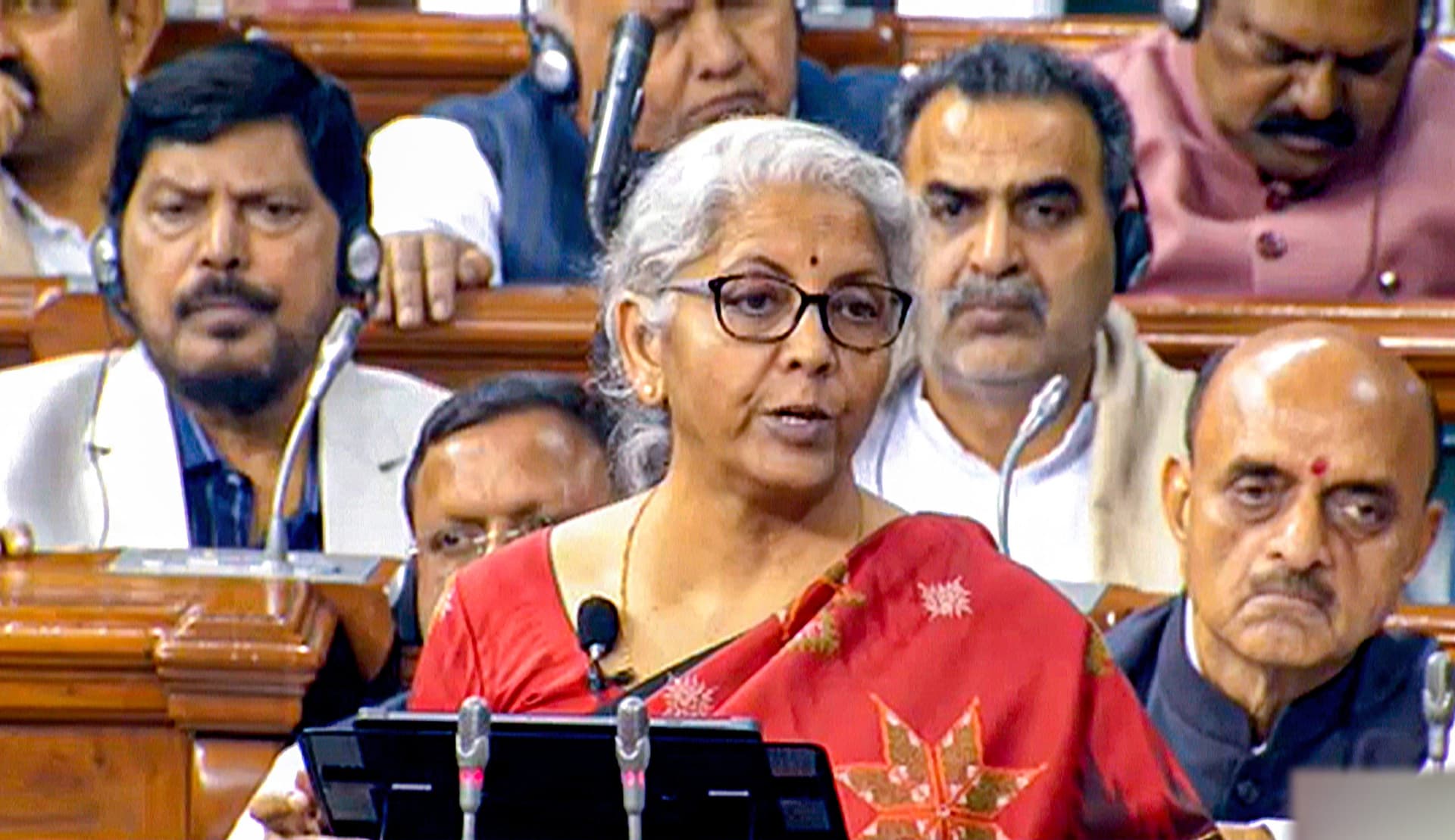 Education Budget 2023: पीएम कौशल विकास योजना 4.0 की शुरूआत, खोले जाएंगे 30 स्किल इंडिया इंटरनेशनल सेंटर