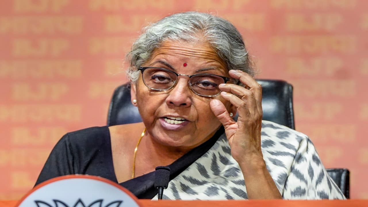 Budget 2024: केंद्रीय कर्मचारियों-पेंशनर्स को सरकार देगी सौगात! क्या अंतरिम बजट में 8वें वेतन आयोग होगा एलान