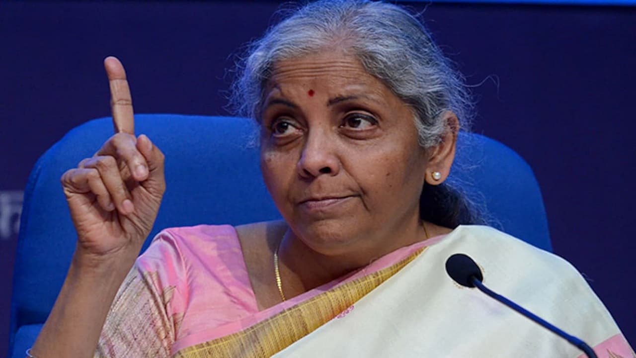 Tax Evasion in India: टैक्स चोरी करने वालों की अब खैर नहीं, जानें क्या है वित्त मंत्रालय का आगे का प्लान?