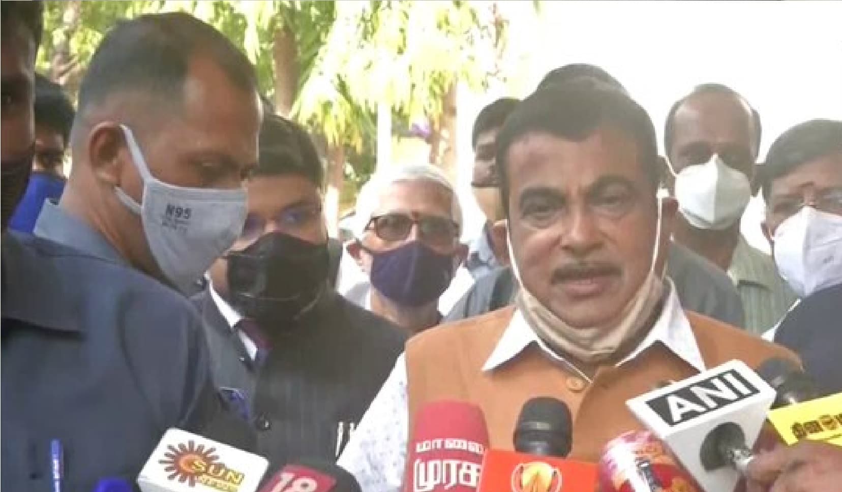 Petrol Diesel Price : पेट्रोल-डीजल की कीमत में लगी आग, बेतहाशा वृद्धि पर नितिन गडकरी ने दे दिया बड़ा बयान