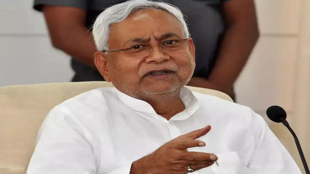 UP Chunav 2022: JDU ने चौथे चरण के लिए जारी की 15 स्टार प्रचारकों की लिस्ट, नीतीश कुमार का भी नाम शामिल