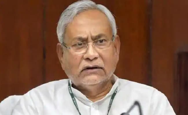 बिहार के मुख्यमंत्री नीतीश कुमार ने की अपील, विदेशों से लौटने वाले व्यक्ति अपनी यात्रा संबंधी जानकारी न छुपायें