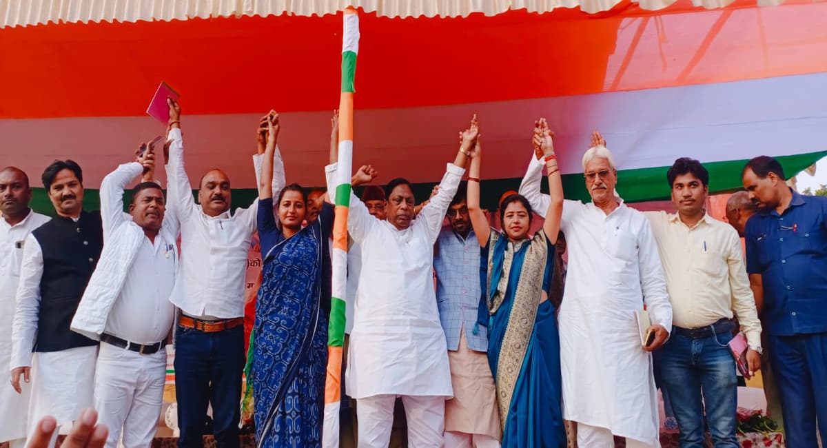 हजारीबाग के बड़कागांव में OBC महासम्मेलन का आयोजन, मंत्री आलमगीर आलम ने बोले- 27% आरक्षण देकर ही लेंगे दम