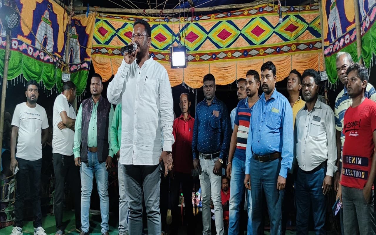 झारखंड के खरसावां में ओड़िया नाट्य प्रदर्शनी, नाटक के जरिए कलाकारों ने परंपरा से जुड़े रहने का दिया संदेश