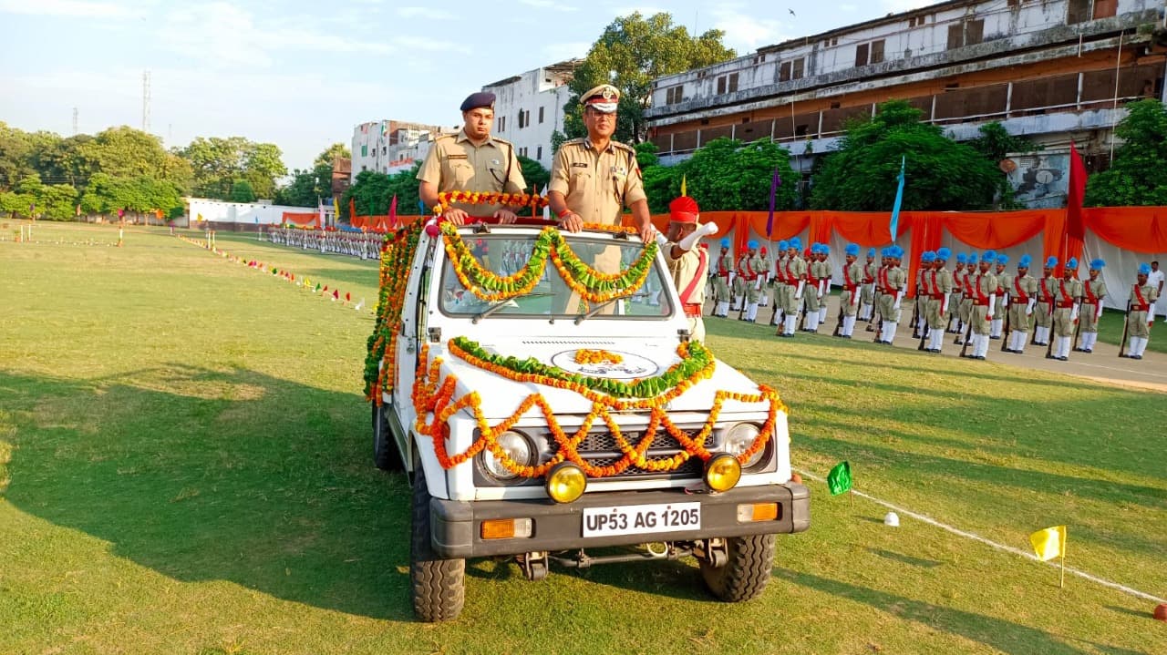 Gorakhpur News: पीएसी को मिले 366 नए रिक्रूट, एडीजी ने ली पासिंग आउट परेड की सलामी