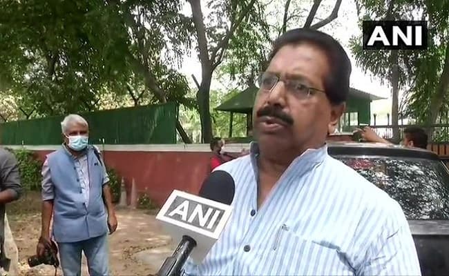 Kerala Assembly Election 2021: कांग्रेस छोड़ चुके पीसी चाको NCP में होंगे शामिल!, केरल में वाम मोर्चे का करेंगे प्रचार