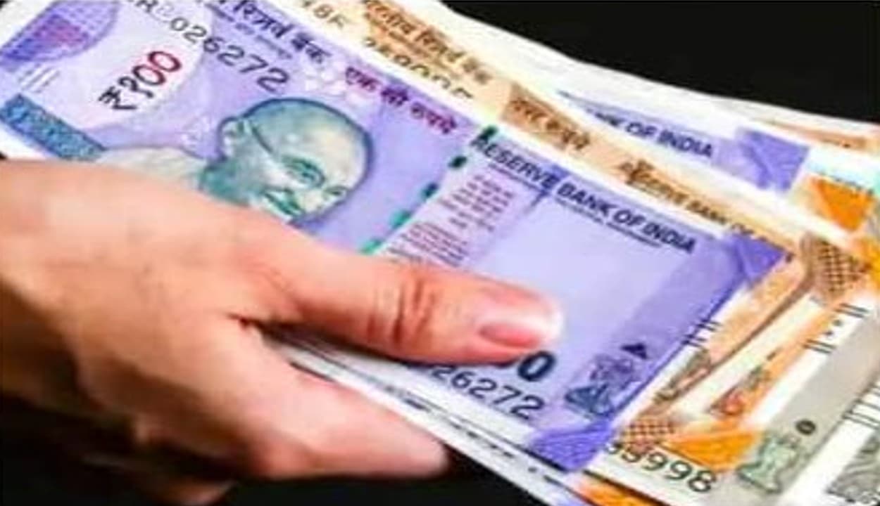 India Budget 2022: बजट से पहले बैंकों ने दिया झटका, आम लोगों की हल्की होंगी जेबें, बदल गए हैं ये नियम