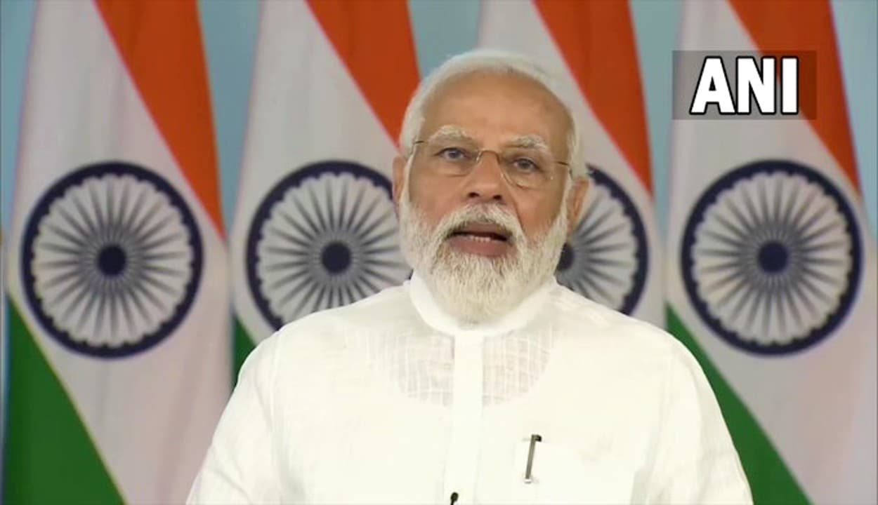 पीएम मोदी ने एमपी में PMAY लाभार्थियों का कराया 'गृह प्रवेश', बोले - गरीबों को घर देना पहली प्राथमिकता